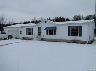 5900 Fostoria Rd, Columbiaville, MI 48421