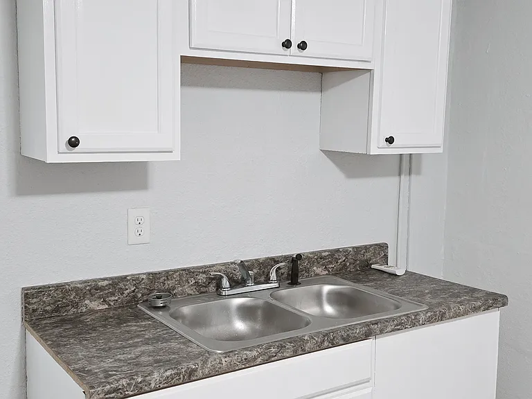 236 Berkley St SE #B — Photo 10