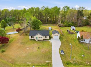 108 Danbury Ct, Willow Spring, NC 27592