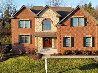 1048 Breezewood Dr, Canonsburg, PA