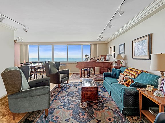 3rd image of 1440 N Lake Shore Dr APT 24A