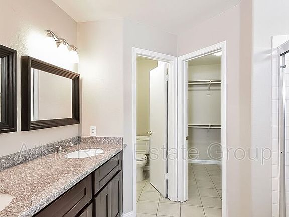 5th image of 1712 Klamath Falls Way