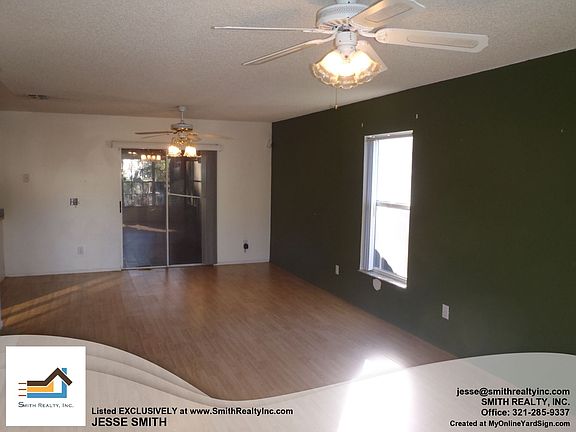3rd image of 1011 Whittier Cir