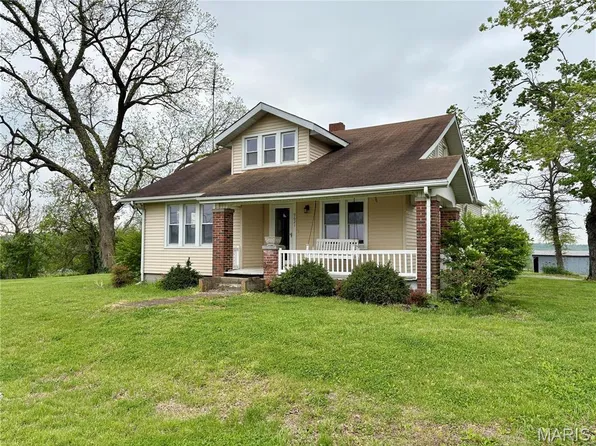 9621 Main St, Altenburg, MO 63732