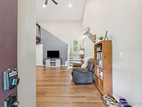 5th image of 363270 E 5700th Rd