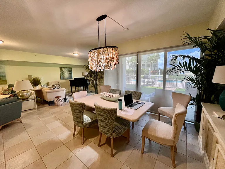 370 Golfview Rd #302 — Photo 36