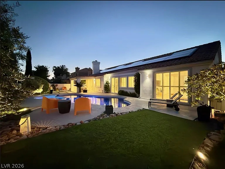 1524 Breeze Canyon Dr — Photo 4