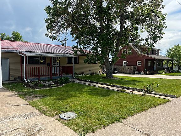 2nd image of 116 Riverview 8 W