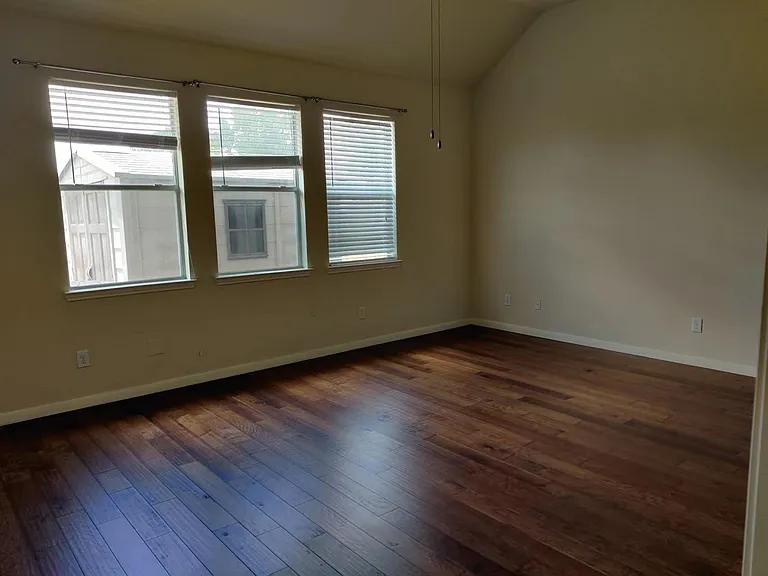 3922 Camden Fields Ln — Photo 14