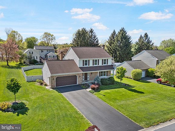 2nd image of 1300 Pennscott Dr