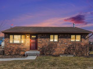 1459 Lillian St, Westland, MI 48186