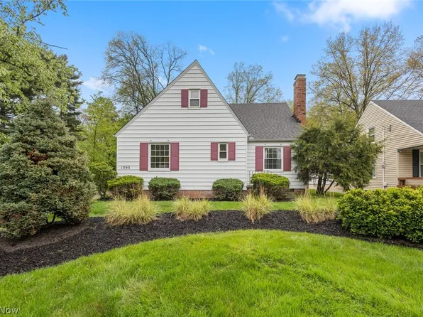 1393 Dorsh Rd, South Euclid, OH 44121