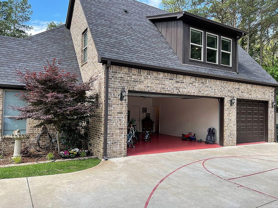 2nd image of 3668 Southwood Dr