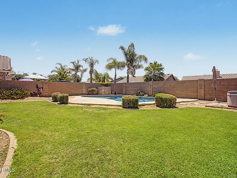 4319 E Tether Trl — Photo 41