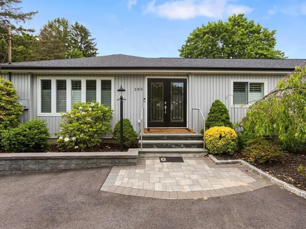 280 Clay Pitts Road, East Northport, NY 11731