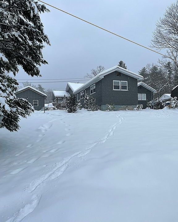2nd image of 902 White Pine Dr