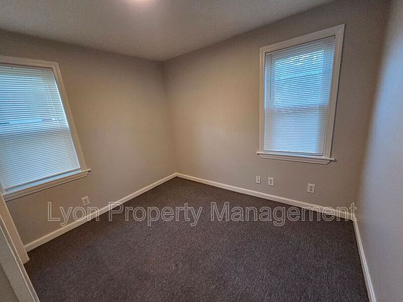3rd image of 99-101 Langdon St #101-1