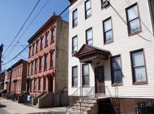 261 Whiton St APT 1L, Jersey City, NJ 07304