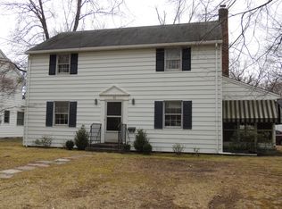 11 Winding Way, Morris Plains, NJ 07950