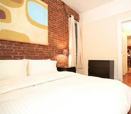 5th image of 211 E 14th St APT 12A