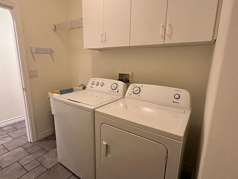 8616 Blue Grouse Way — Photo 31