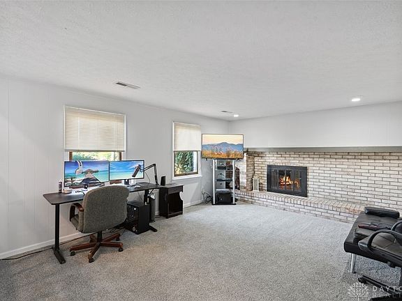 5th image of 5870 Lake Tahoe Ct