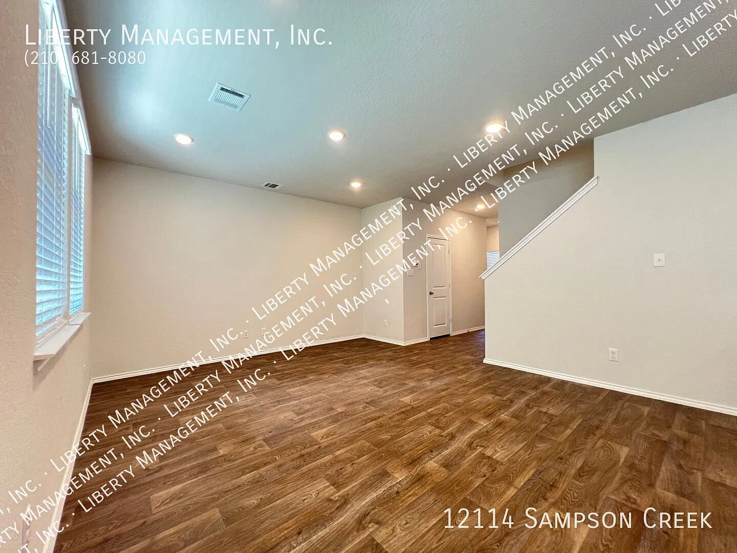 3 Bedroom, 2.5 Bath Home near Lackland AFB — Photo 4
