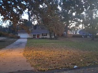 2319 Lake Heritage Dr, Tallahassee, FL 32311