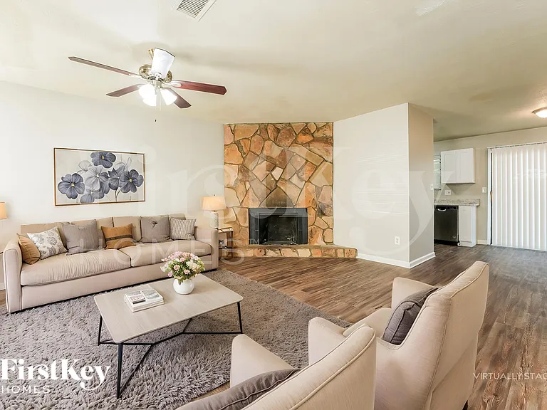 5534 Petite Ct — Photo 3
