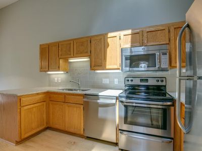 8352 Oakview Ct N, Maple Grove, MN, 55369