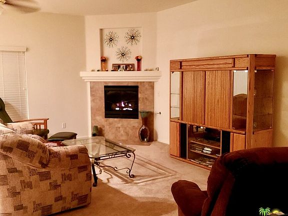 5th image of 8512 Mount Whitney Ave