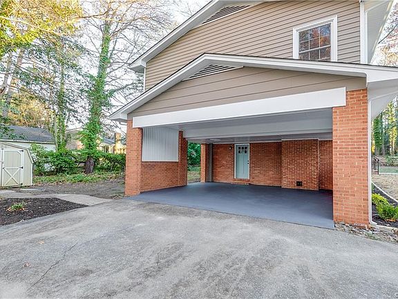 5th image of 7815 Noble Ave