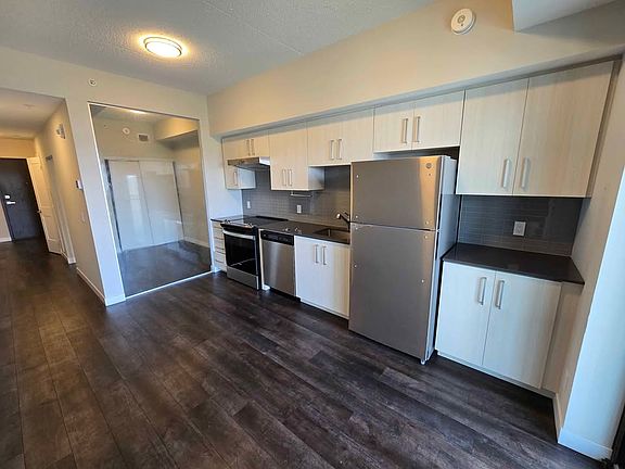 2nd image of 15 Queen St S #701