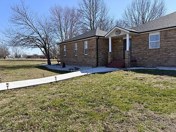 4th image of 1138 E Forest Ridge Drive
