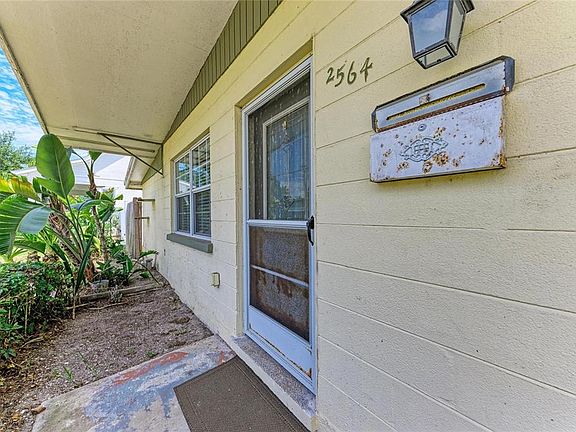 3rd image of 2564 Wood St