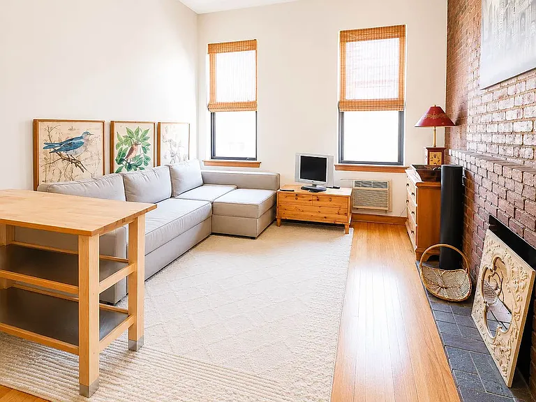 67 W 73rd St #3C — Photo 4