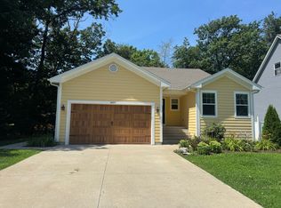 34450 N Hickory Ln, Round Lake, IL 60073