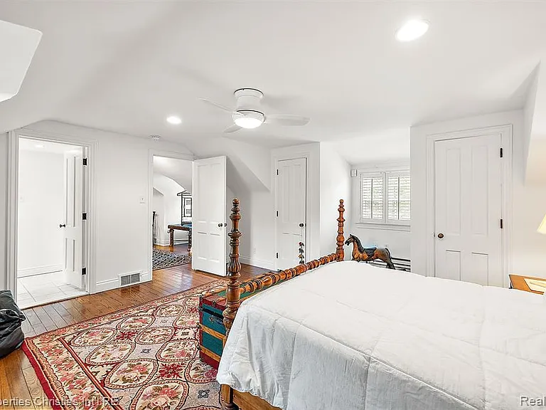 275 Barden Rd — Photo 34