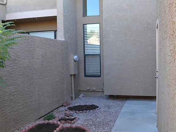 2nd image of 2524 S EL PARADISO Drive #4