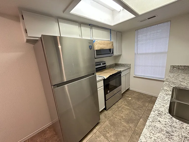 329 Berry St #103 — Photo 4