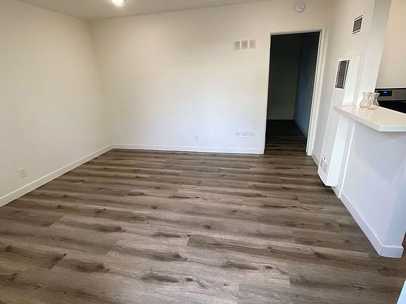 2nd image of 6447 N Figueroa St #C