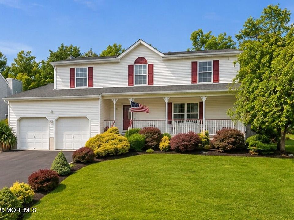 1st image of 32 Pulaski Drive