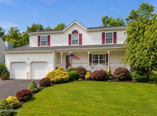 32 Pulaski Dr, Barnegat, NJ 08005