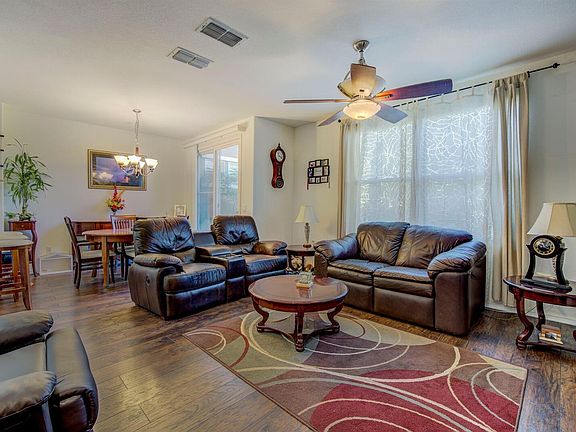 2nd image of 1508 Esplanade Cir #1508