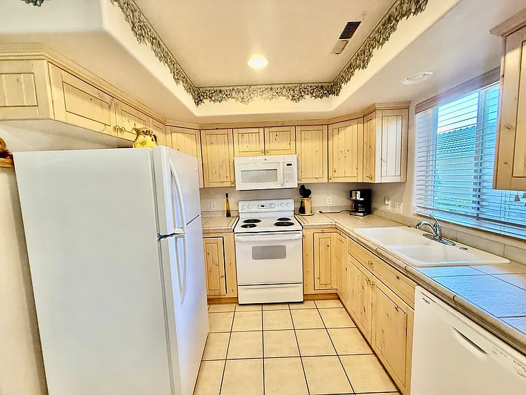 1845 W Canyon View Dr #1001 — Photo 5