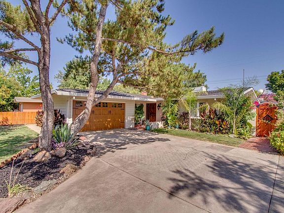 2nd image of 1601 Claudia Dr