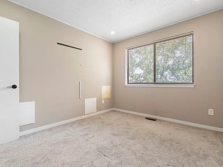 4245 Brookside Dr — Photo 23