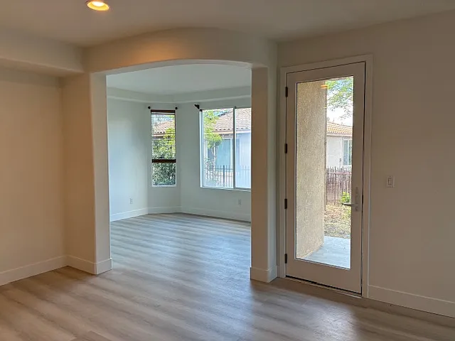 329 Brockton Pl — Photo 7