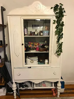 Rented by PLUSH REALTY Inc | media 11