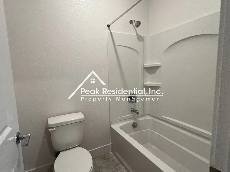 8349 Kyler Rd — Photo 28